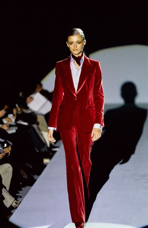 gucci 96|gucci fall 1996 suit.